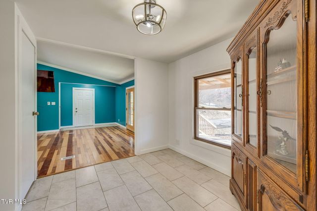 1425 Goshen Valley Road, Church Hill, TN 37642