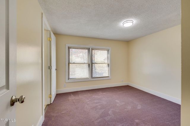 1425 Goshen Valley Road, Church Hill, TN 37642