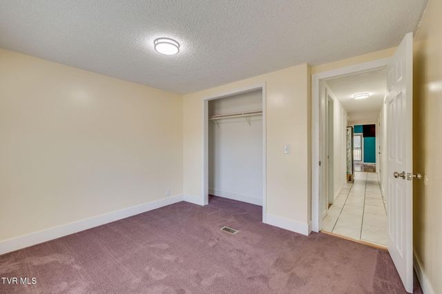 1425 Goshen Valley Road, Church Hill, TN 37642