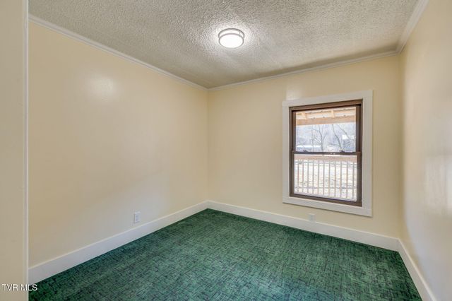 1425 Goshen Valley Road, Church Hill, TN 37642