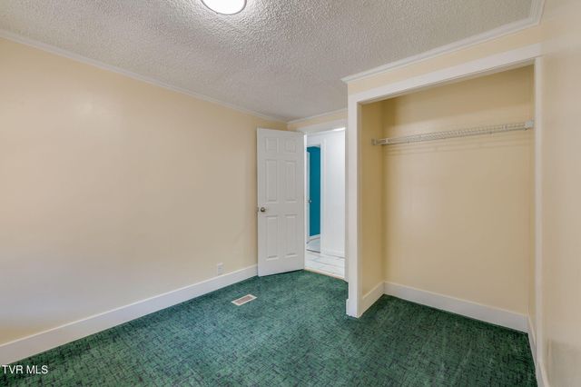 1425 Goshen Valley Road, Church Hill, TN 37642