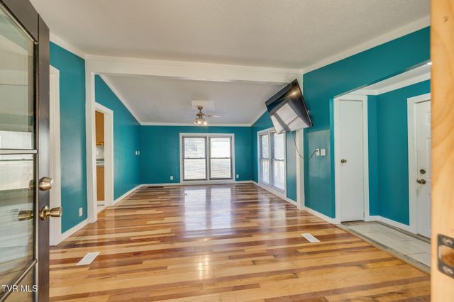 1425 Goshen Valley Road, Church Hill, TN 37642