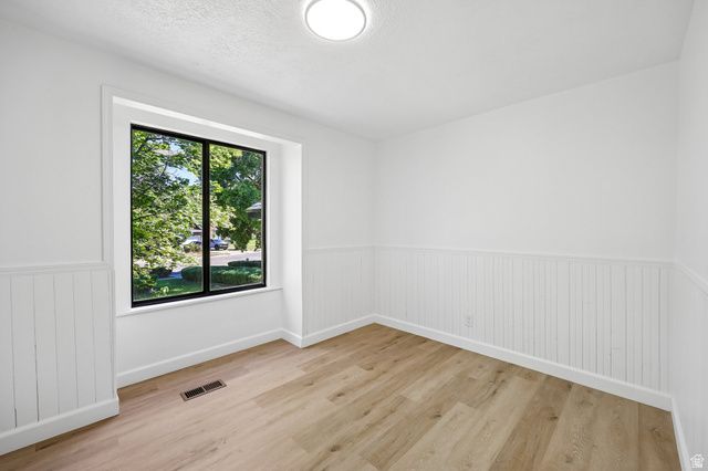 1111 W 5575 S, Riverdale, UT 84405