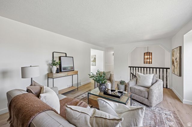 1111 W 5575 S, Riverdale, UT 84405