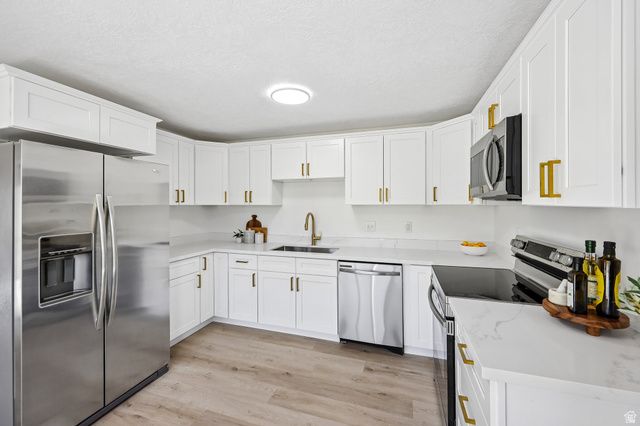 1111 W 5575 S, Riverdale, UT 84405