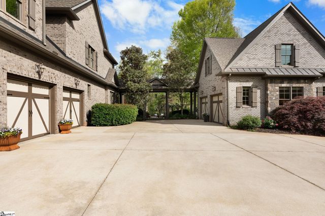 176 Reserve Drive, Piedmont, SC 29673