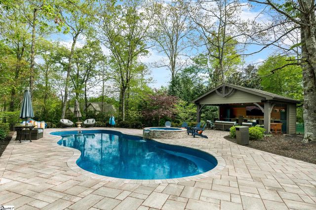 176 Reserve Drive, Piedmont, SC 29673