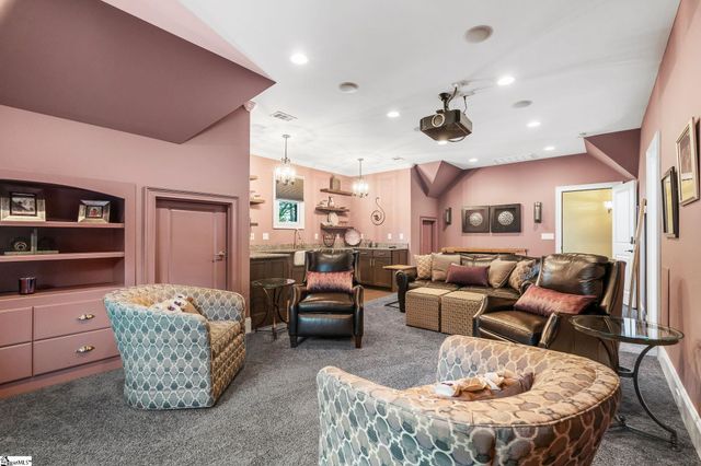 176 Reserve Drive, Piedmont, SC 29673