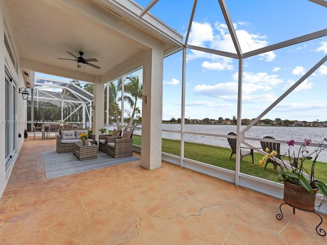 1150 Fairfield Meadows Dr, Weston, FL 33327