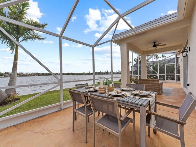 1150 Fairfield Meadows Dr, Weston, FL 33327