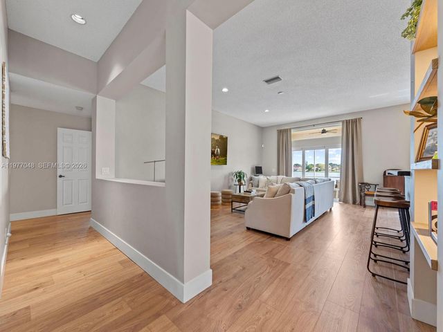 1150 Fairfield Meadows Dr, Weston, FL 33327