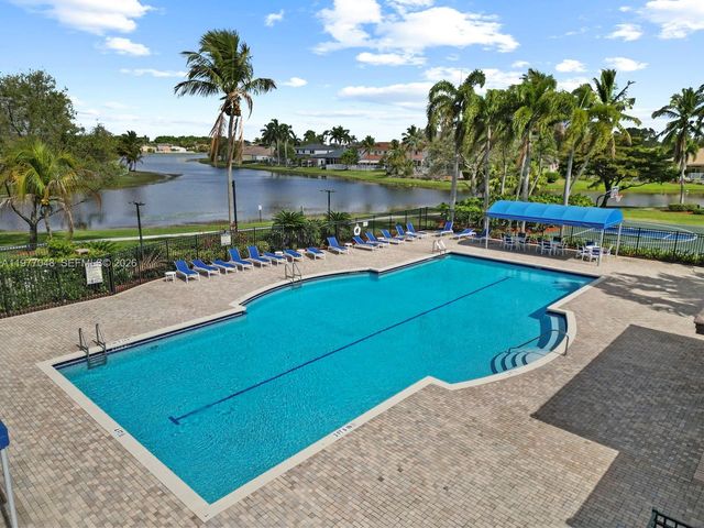 1150 Fairfield Meadows Dr, Weston, FL 33327