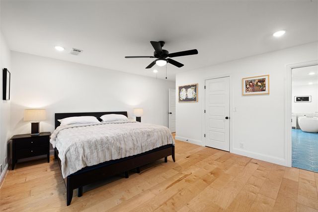 10721 Fountainbleu CIR, Austin, TX 78750