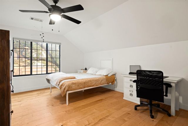 10721 Fountainbleu CIR, Austin, TX 78750