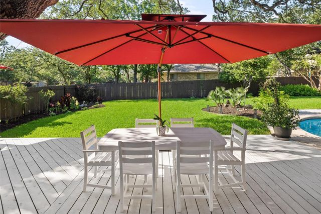 10721 Fountainbleu CIR, Austin, TX 78750