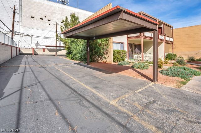 350 East Desert Inn Road 105, Las Vegas, NV 89109