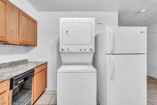 350 East Desert Inn Road 105, Las Vegas, NV 89109