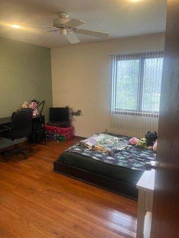 14296 Delaware, Crown Point, IN 46307