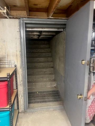 14296 Delaware, Crown Point, IN 46307