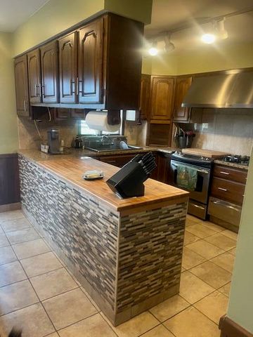 14296 Delaware, Crown Point, IN 46307