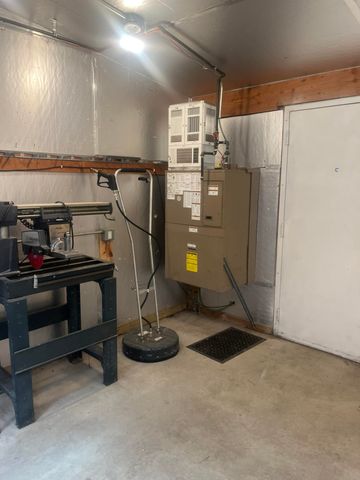 14296 Delaware, Crown Point, IN 46307