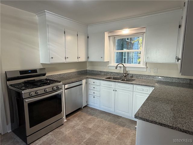 30 Eagle Street, Amherst, NY 14221