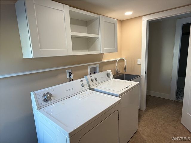 30 Eagle Street, Amherst, NY 14221