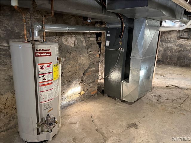 30 Eagle Street, Amherst, NY 14221