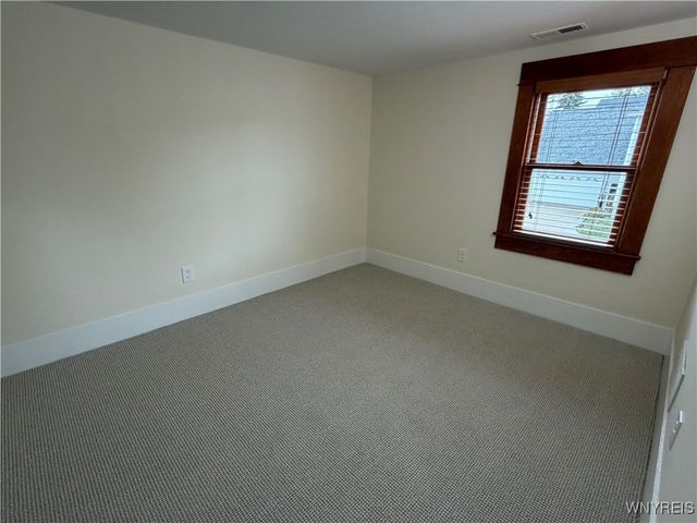 30 Eagle Street, Amherst, NY 14221