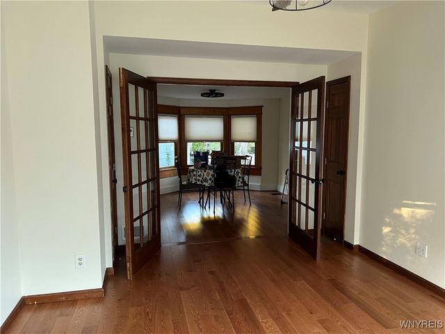 30 Eagle Street, Amherst, NY 14221