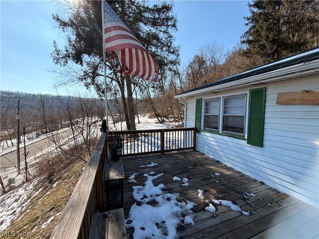 8587 County Road 15, Rayland, OH 43943