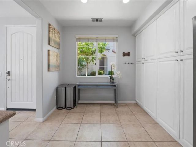 28355 Mirabelle Lane, Saugus, CA 91350