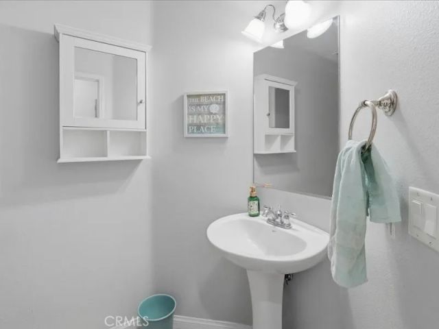 28355 Mirabelle Lane, Saugus, CA 91350