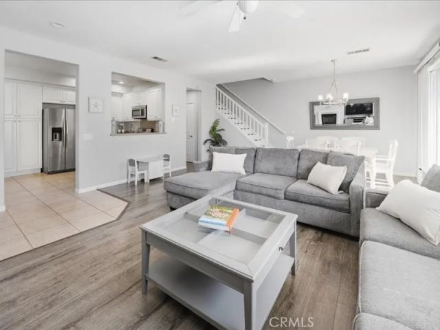 28355 Mirabelle Lane, Saugus, CA 91350