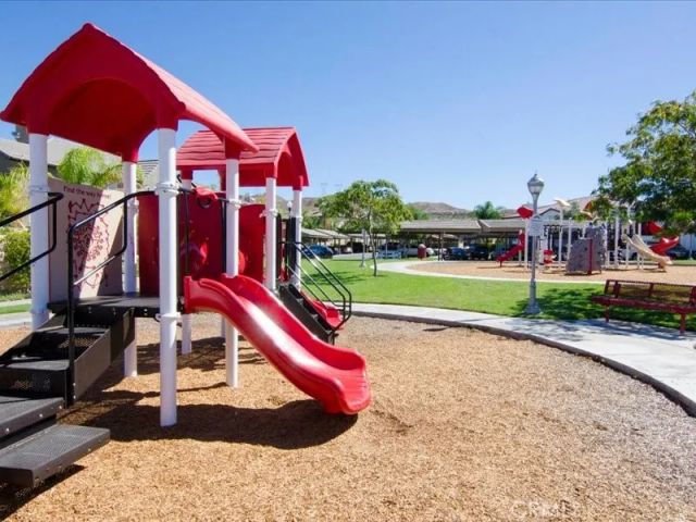 28355 Mirabelle Lane, Saugus, CA 91350