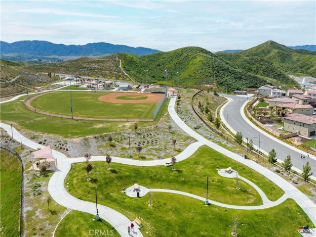 28355 Mirabelle Lane, Saugus, CA 91350