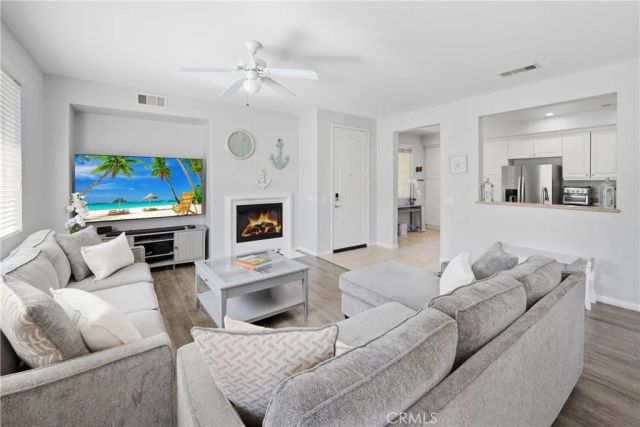 28355 Mirabelle Lane, Saugus, CA 91350