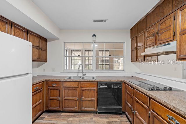 68 Cherokee Farms Rd, Beaufort, SC 29906