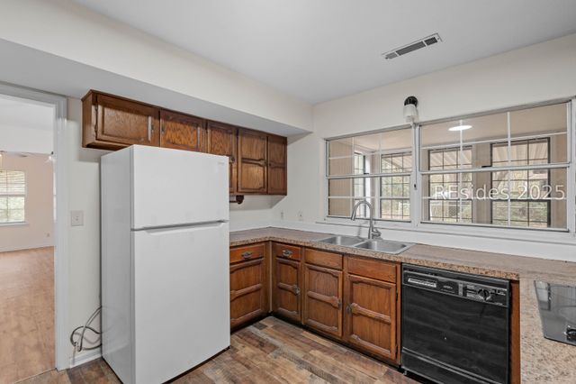 68 Cherokee Farms Rd, Beaufort, SC 29906