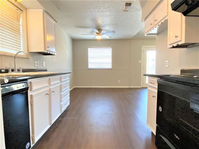 7312 Marlborough Drive W, Fort Worth, TX 76134