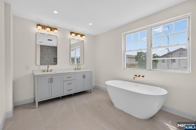 470 Grace Avenue, Garfield, NJ 07026