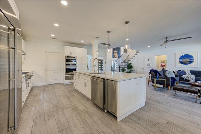 1726 Ashbury Park Drive, Houston, TX 77077