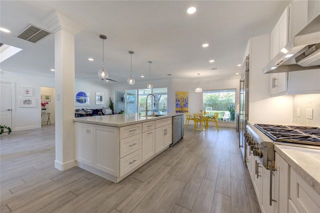 1726 Ashbury Park Drive, Houston, TX 77077