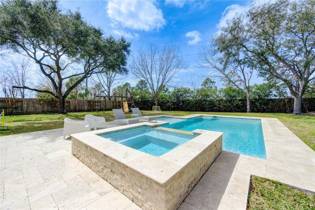 1726 Ashbury Park Drive, Houston, TX 77077