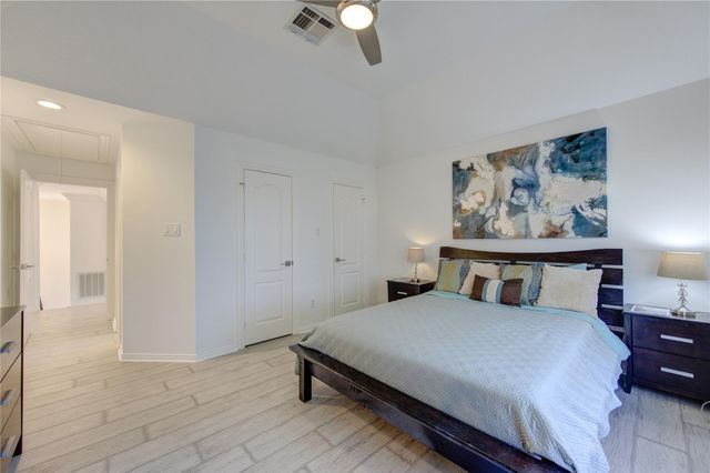 1726 Ashbury Park Drive, Houston, TX 77077