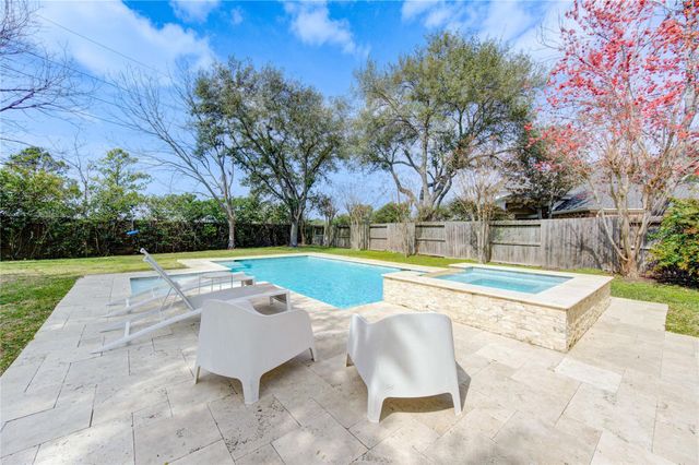 1726 Ashbury Park Drive, Houston, TX 77077