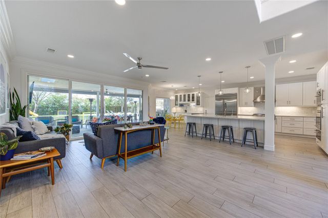 1726 Ashbury Park Drive, Houston, TX 77077