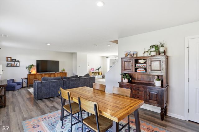 9860 Oakmont East Drive, Pendleton, IN 46064