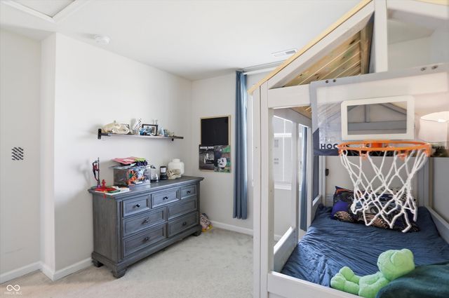 9860 Oakmont East Drive, Pendleton, IN 46064