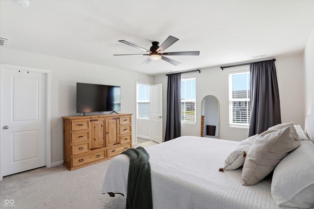 9860 Oakmont East Drive, Pendleton, IN 46064